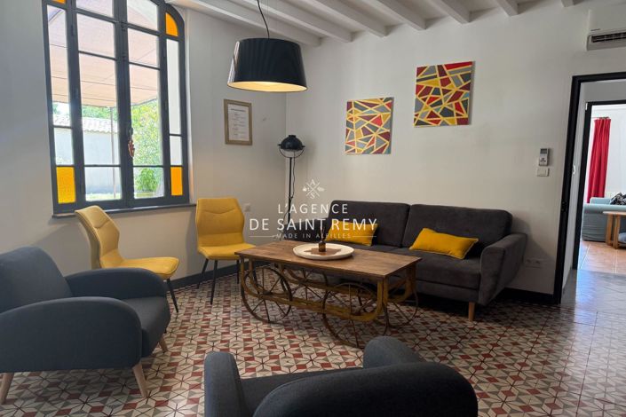 Image No.6-5 Bed House for sale