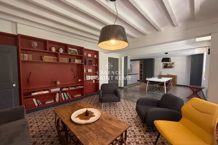 Image No.7-5 Bed House for sale