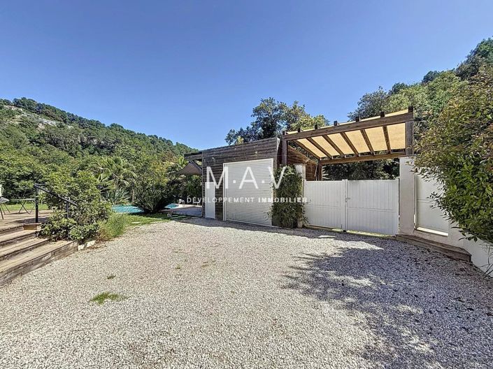 Image No.33-2 Bed House for sale