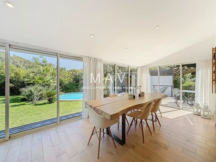 Image No.6-2 Bed House for sale