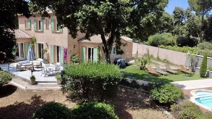 Image No.2-Maison de 4 chambres à vendre à Uzès