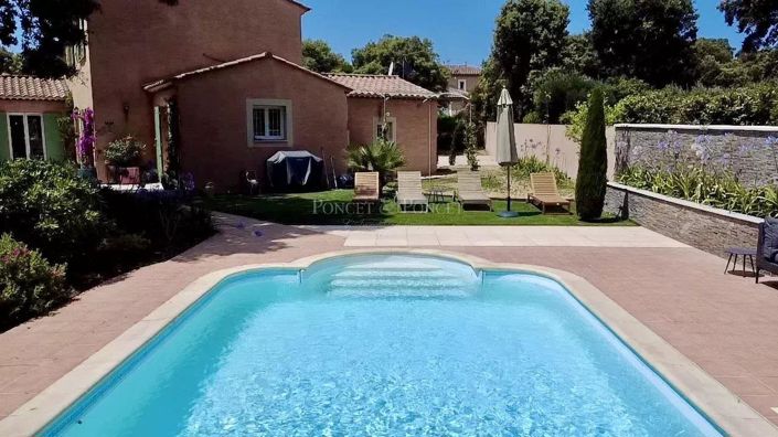 Image No.8-Maison de 4 chambres à vendre à Uzès