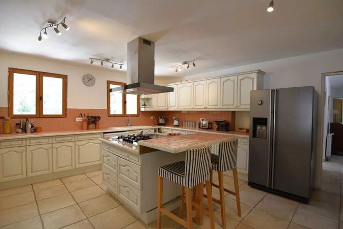 Image No.5-4 Bed House for sale