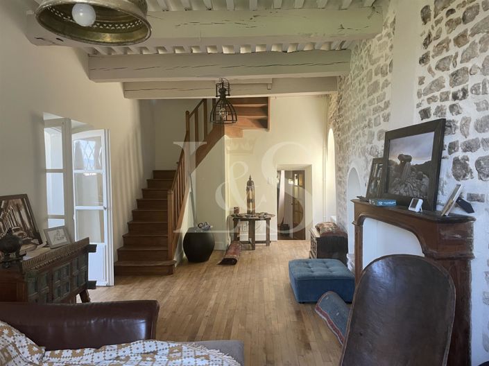 Image No.14-4 Bed House for sale