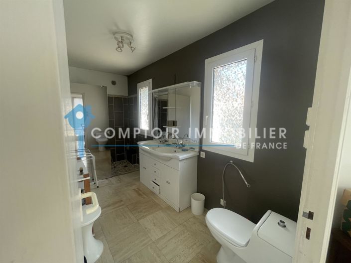 Image No.12-4 Bed House for sale