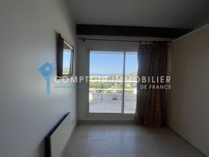 Image No.17-4 Bed House for sale