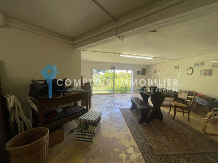 Image No.18-4 Bed House for sale