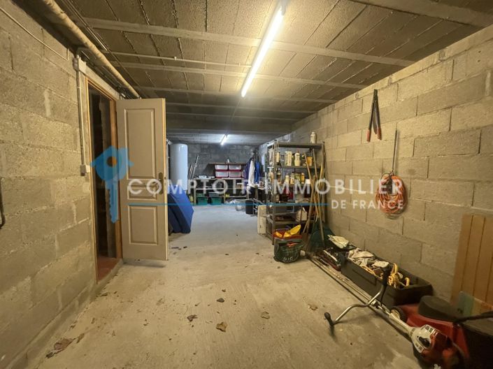 Image No.20-4 Bed House for sale