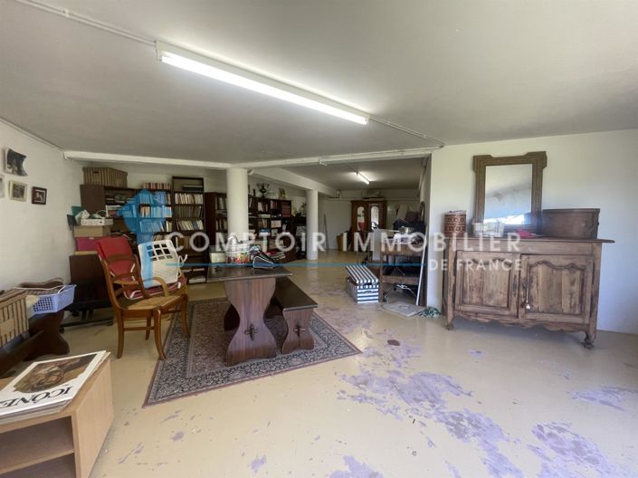 Image No.21-4 Bed House for sale