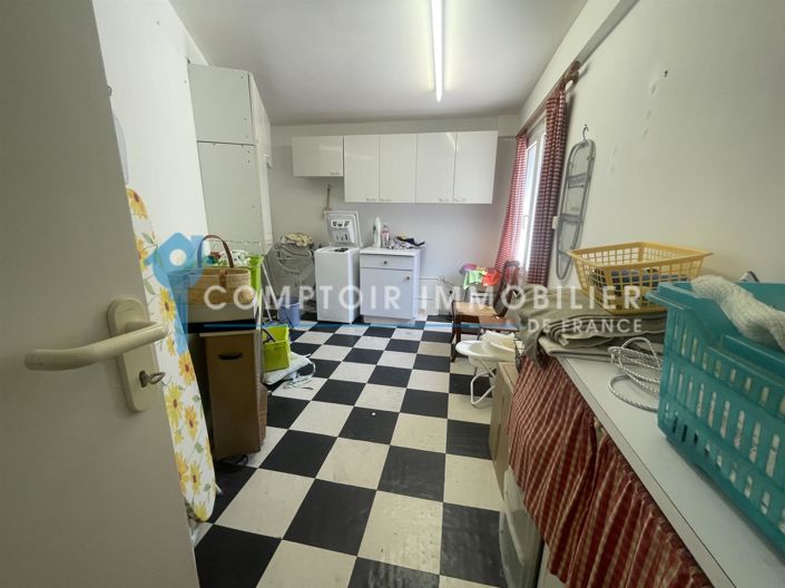 Image No.22-4 Bed House for sale