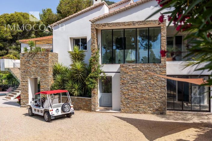 Image No.1-7 Bed House for sale