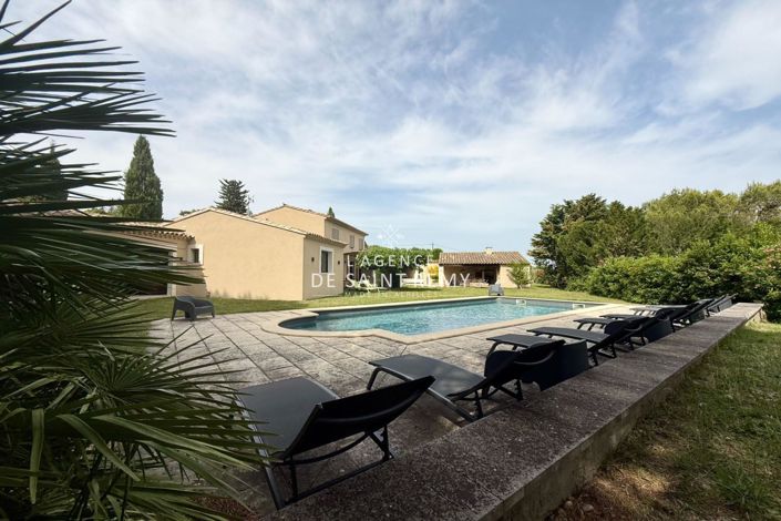 Image No.8-5 Bed House for sale