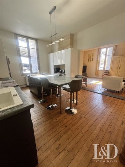 Image No.1-4 Bed House for sale
