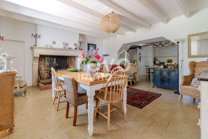 Image No.10-3 Bed House for sale