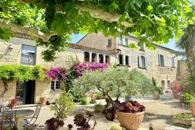 9 Bed House for sale