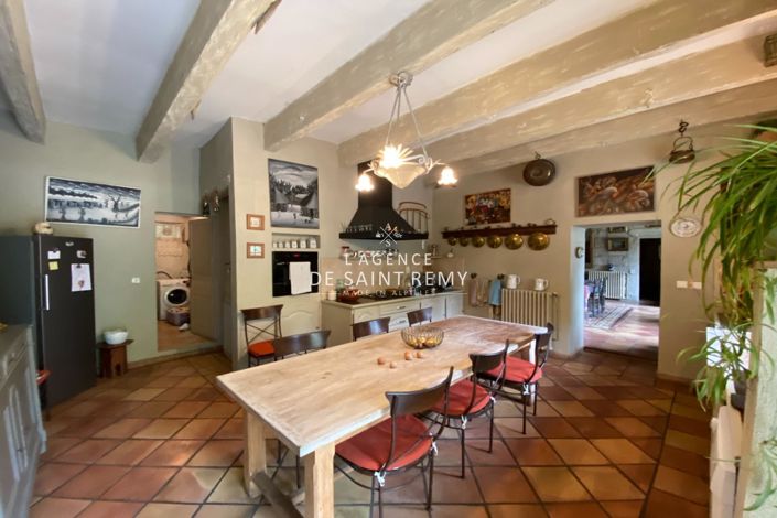 Image No.10-9 Bed House for sale