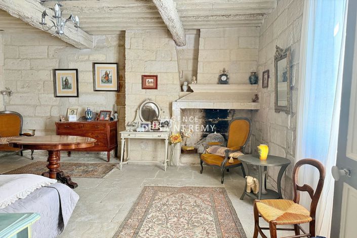 Image No.6-9 Bed House for sale