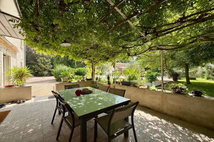 Image No.6-4 Bed House for sale