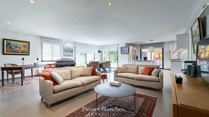 Image No.2-Maison de 4 chambres à vendre à Béziers