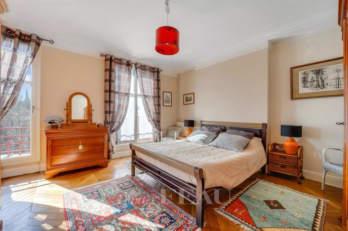 Image No.11-4 Bed House for sale