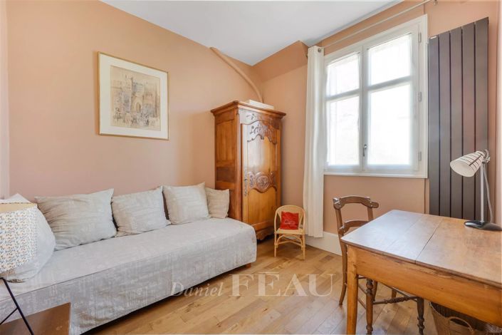 Image No.13-4 Bed House for sale