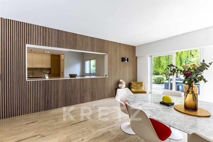 Image No.3-7 Bed Property for sale