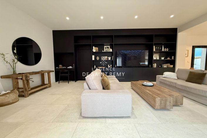 Image No.2-Maison de 4 chambres à vendre à Saint-Remy-de-Provence