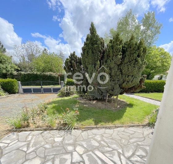 Image No.1-2 Bed House for sale