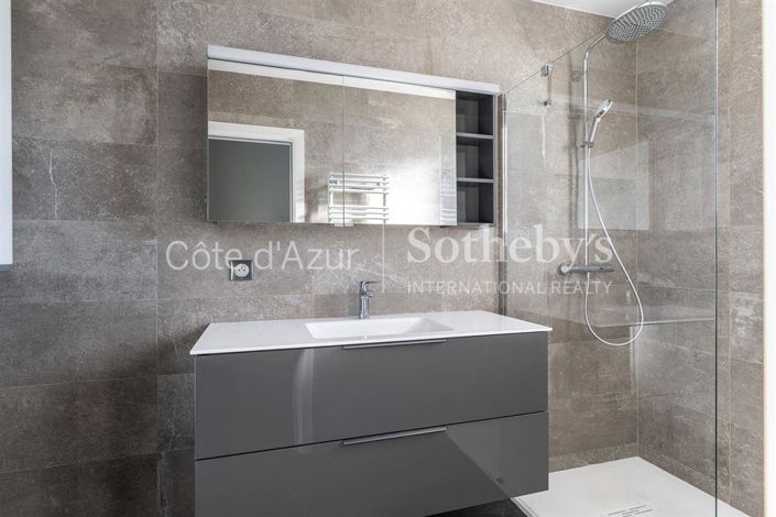 Image No.10-1 Bed Apartment for sale