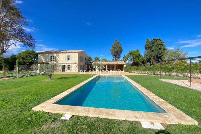 Image No.3-5 Bed House for sale