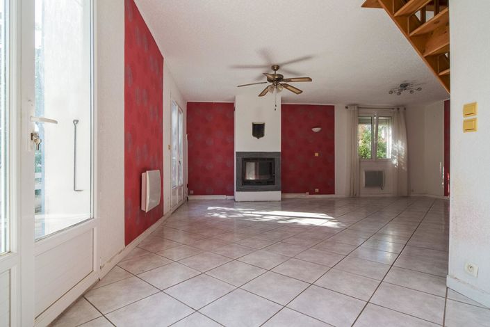 Image No.10-4 Bed House for sale