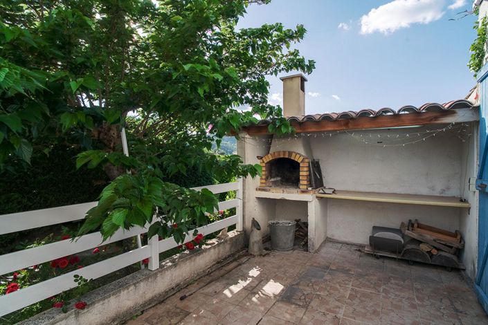 Image No.8-4 Bed House for sale