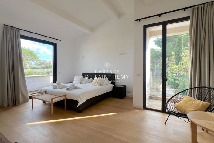 Image No.5-4 Bed House for sale