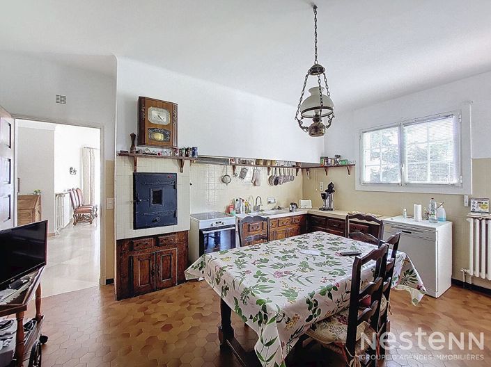 Image No.7-5 Bed House for sale