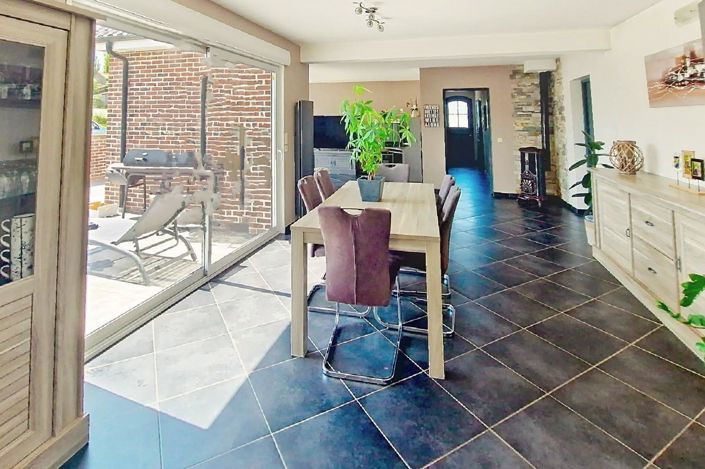 Image No.4-4 Bed House for sale