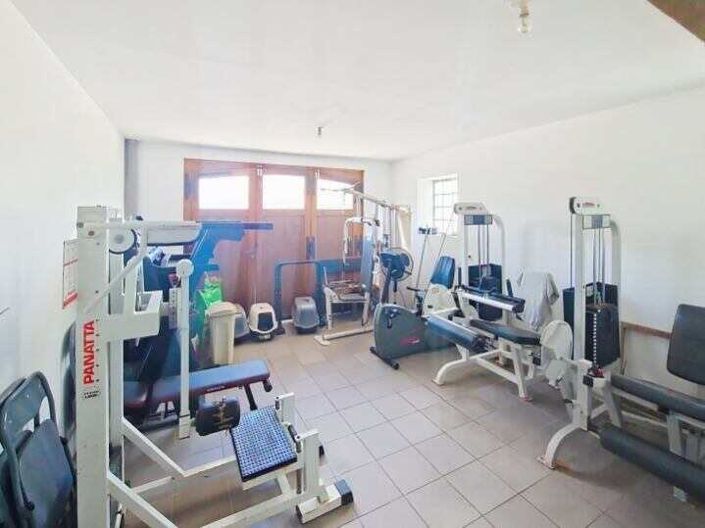 Image No.7-4 Bed House for sale