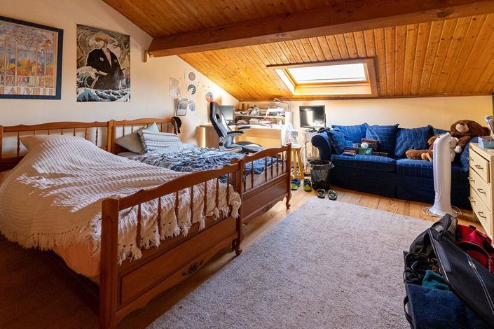 Image No.15-3 Bed House for sale