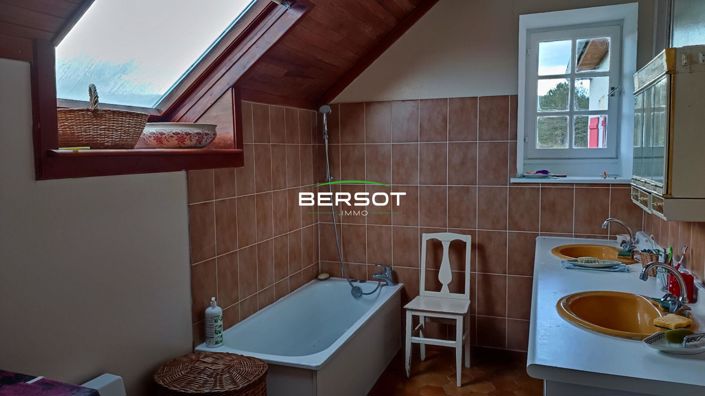 Image No.11-Maison de 6 chambres à vendre à Doubs