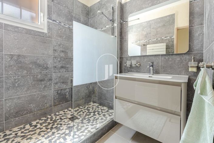 Image No.8-Maison de 4 chambres à vendre à Vaugines