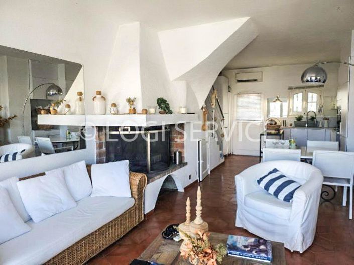 Image No.4-Maison de 2 chambres à vendre à Grimaud