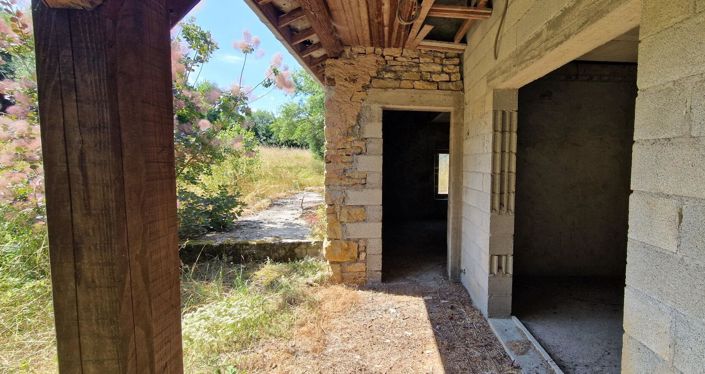 Image No.4-3 Bed House for sale