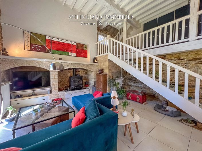 Image No.16-6 Bed House for sale