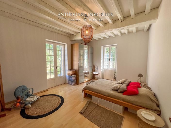 Image No.26-6 Bed House for sale