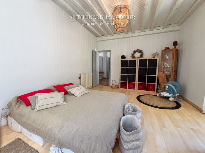 Image No.27-6 Bed House for sale