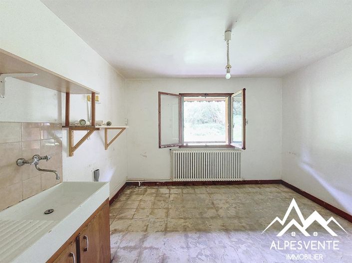 Image No.2-3 Bed House for sale