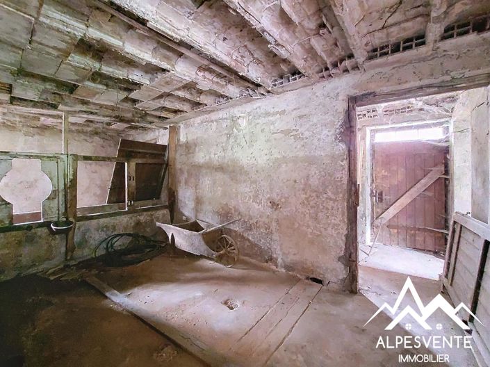 Image No.20-3 Bed House for sale