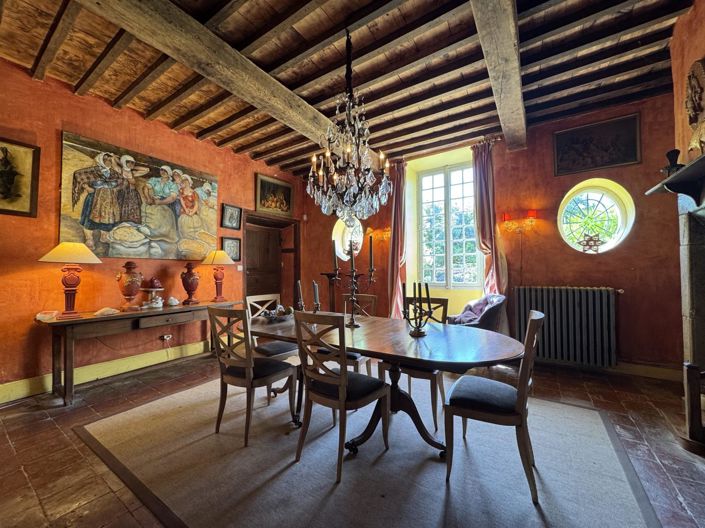 Image No.16-7 Bed House for sale