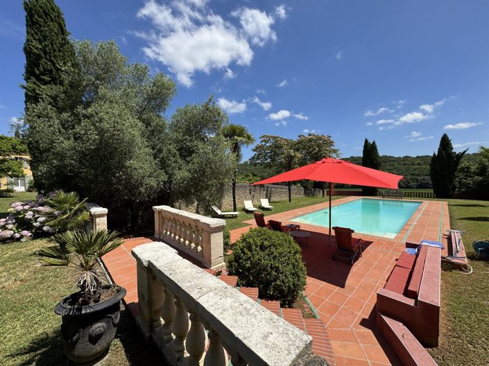 Image No.4-7 Bed House for sale