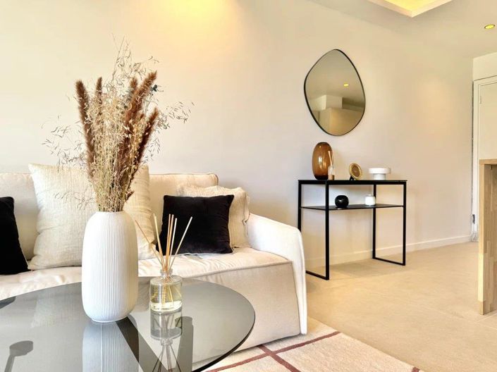 Image No.10-1 Bed Apartment for sale