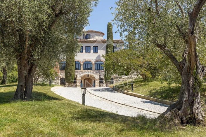 Image No.3-10 Bed House for sale